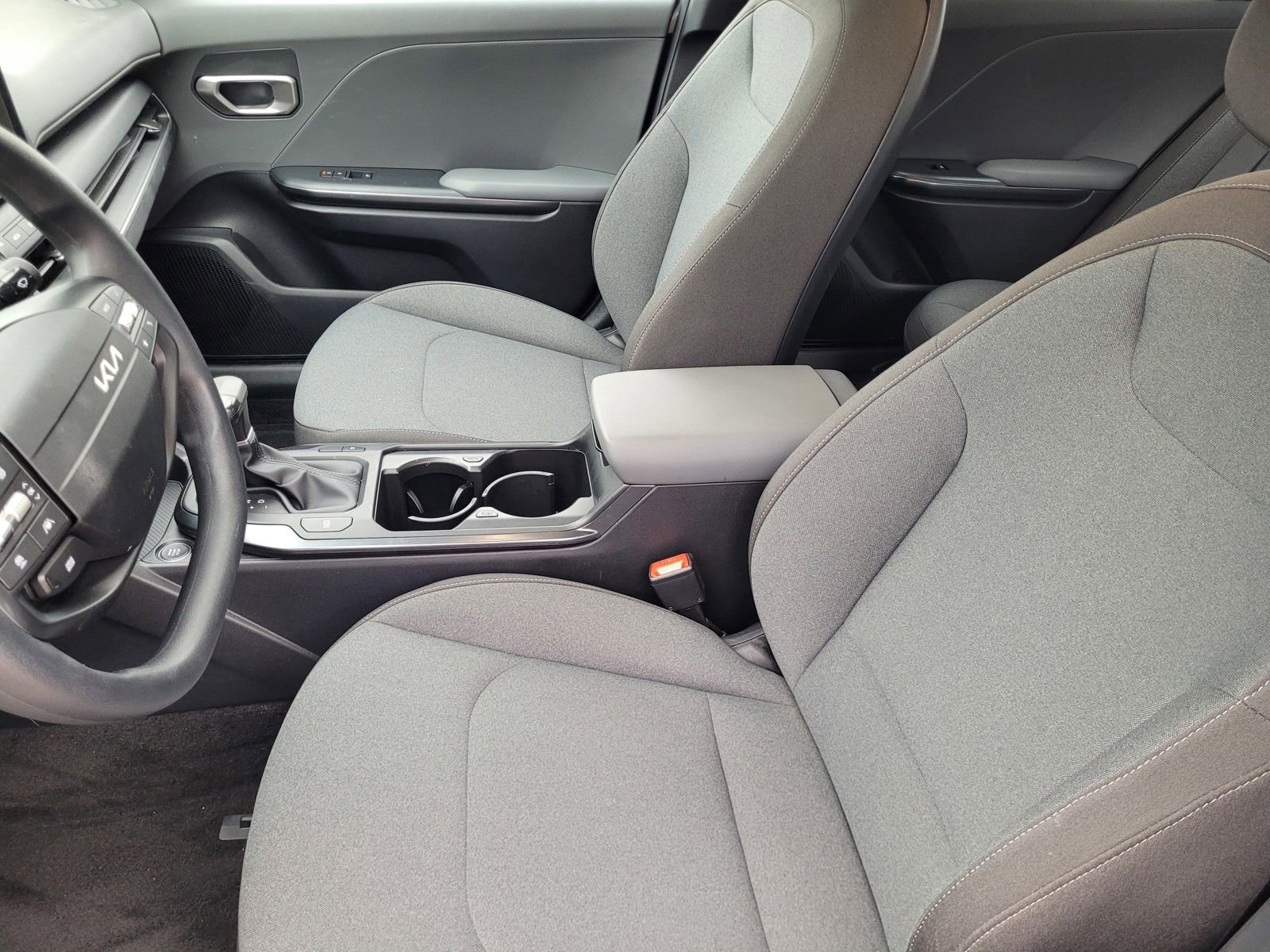 Used 2025 Kia K4 FWD image 19