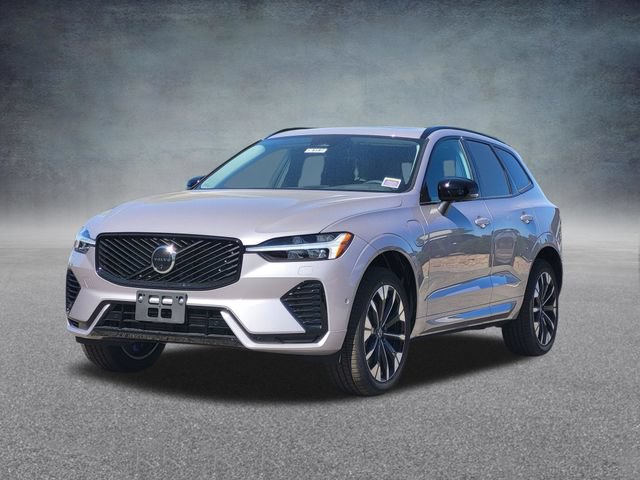 New 2026 Volvo XC60 T8 Plus w/ Climate Package PRO AWD/4WD image 3