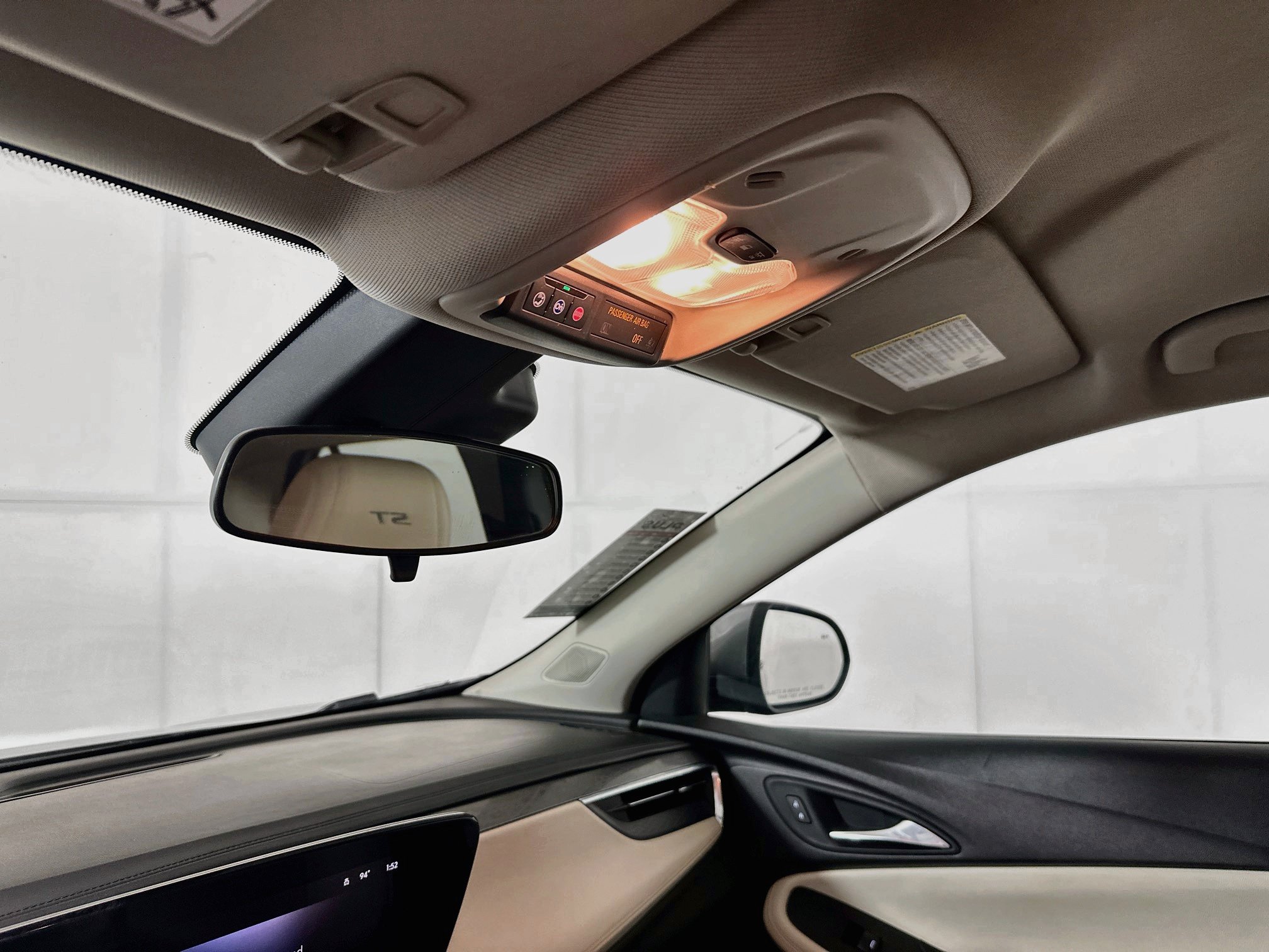 Used 2024 Buick Encore GX Sport Touring w/ Advanced Technology Package FWD image 18