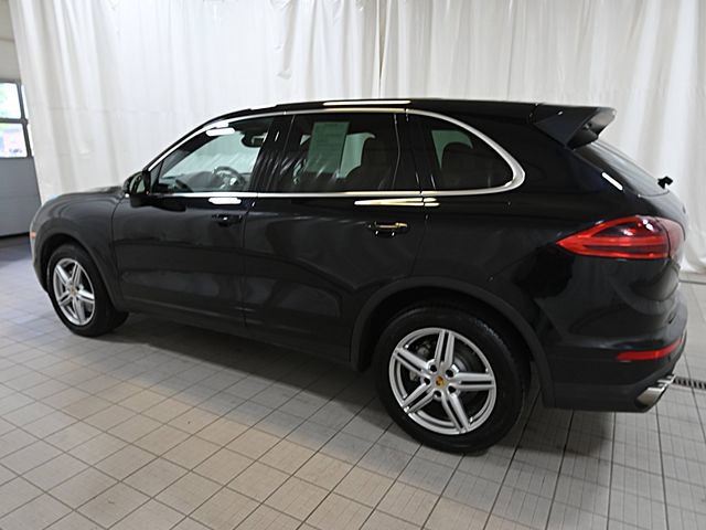 Used 2016 Porsche Cayenne S AWD/4WD image 11