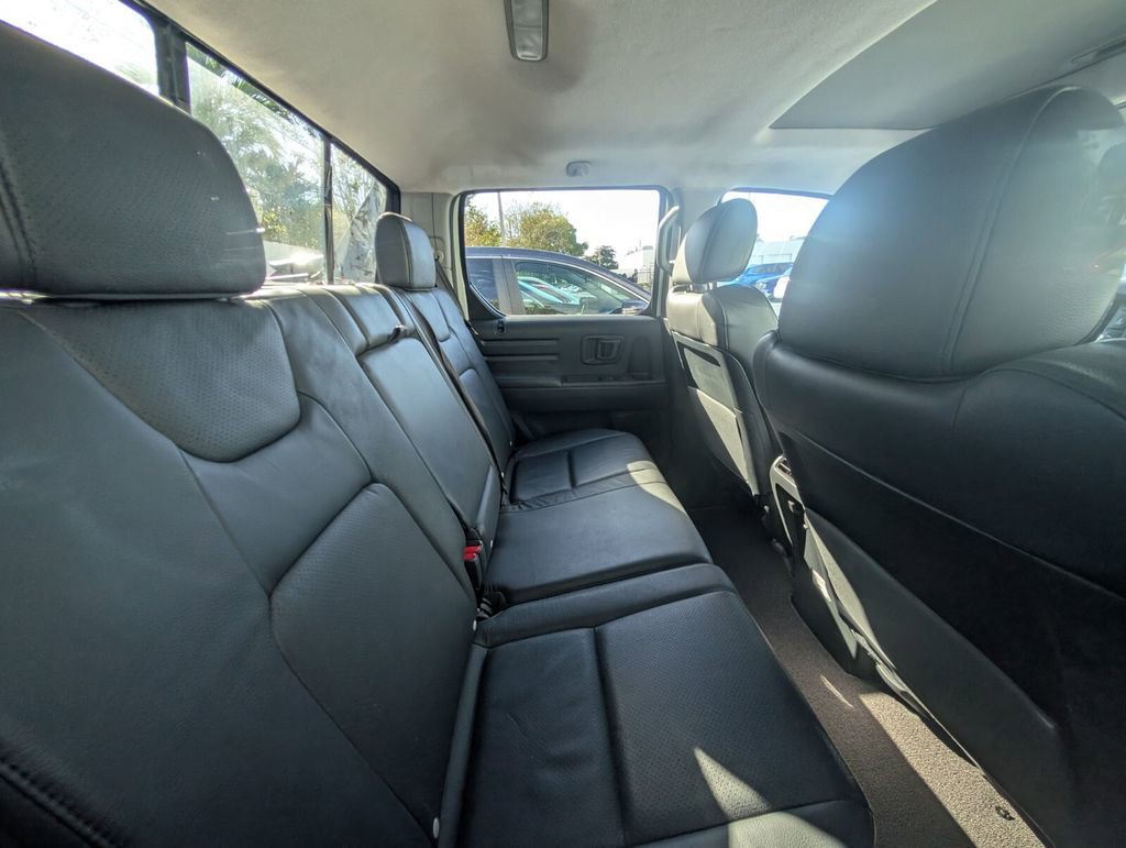 Used 2014 Honda Ridgeline SE image 14