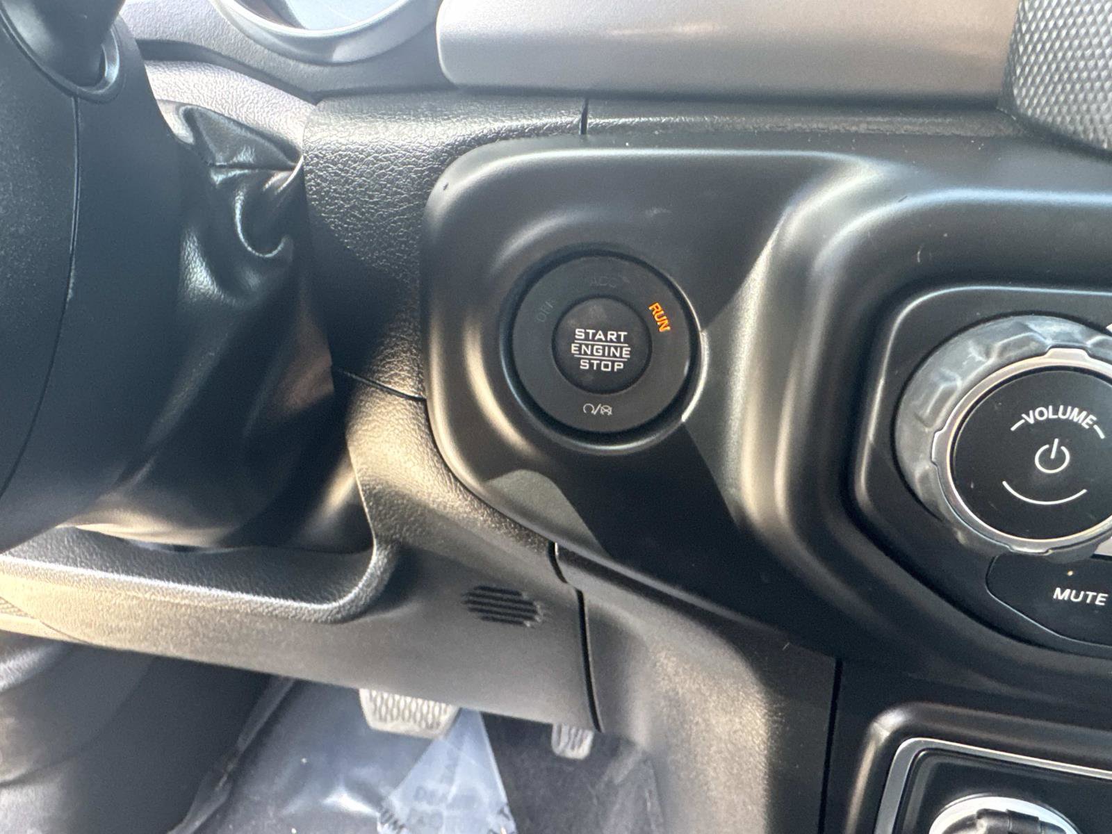 Used 2022 Jeep Wrangler Willys image 21