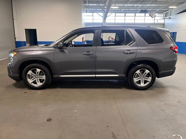 Used 2024 Honda Pilot EX-L image 6