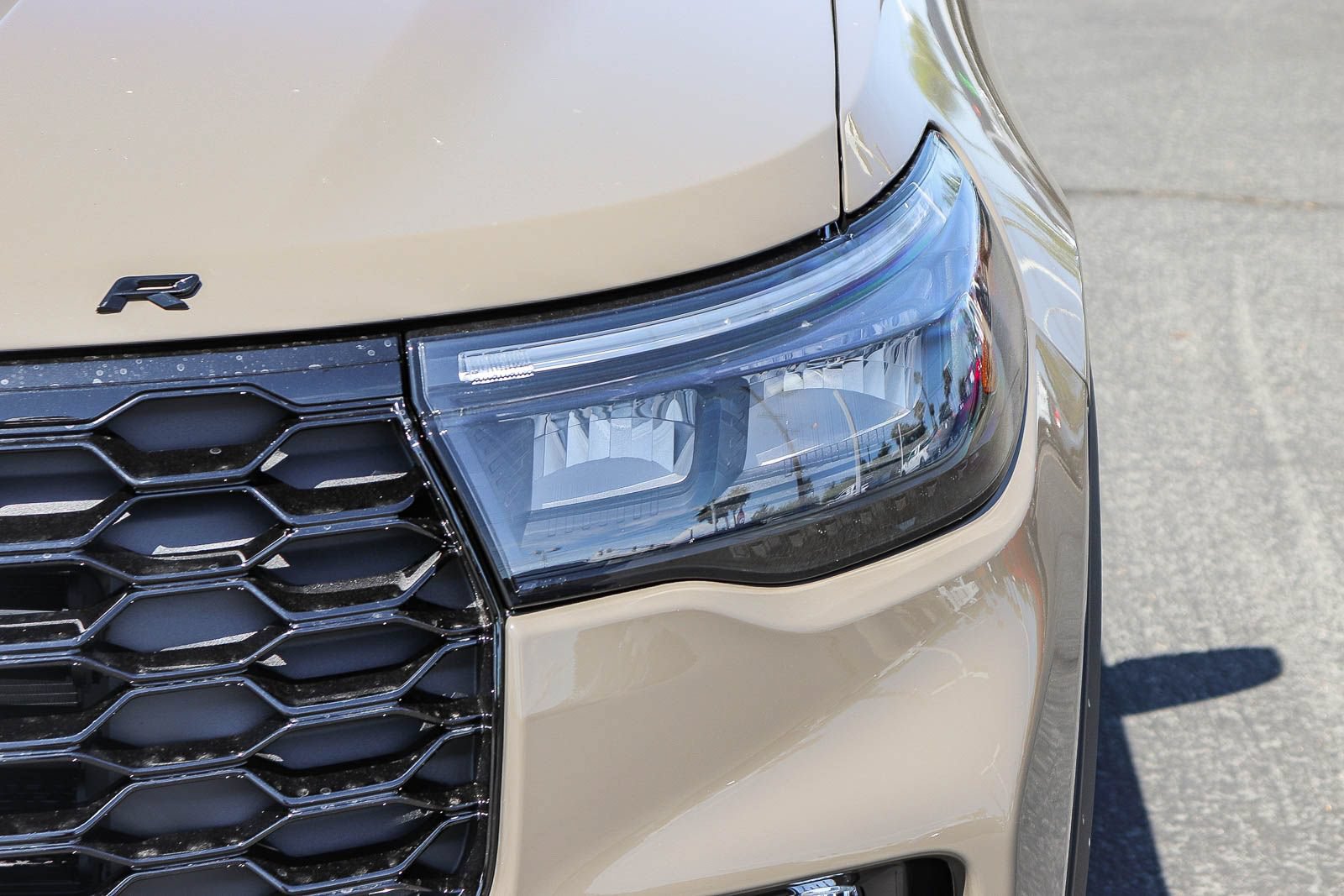 New 2026 Ford Explorer ST-Line w/ ST-Line Street Pack RWD image 10