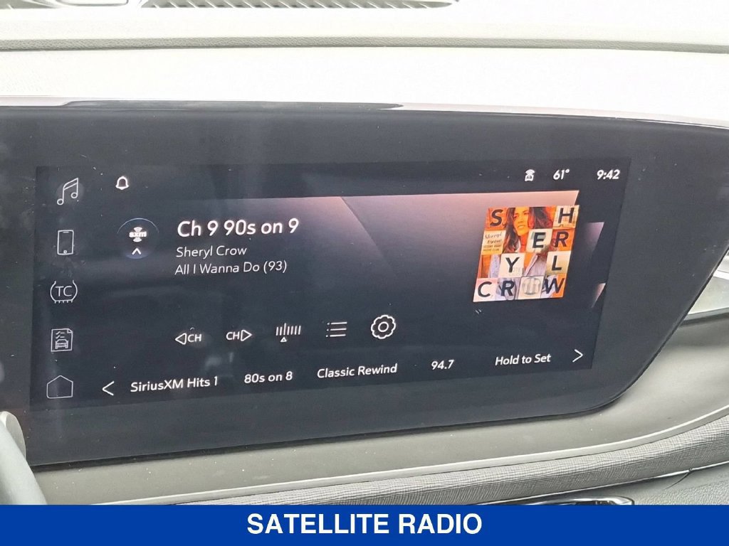 Used 2025 Buick Envista Sport Touring w/ Convenience I Package FWD image 22