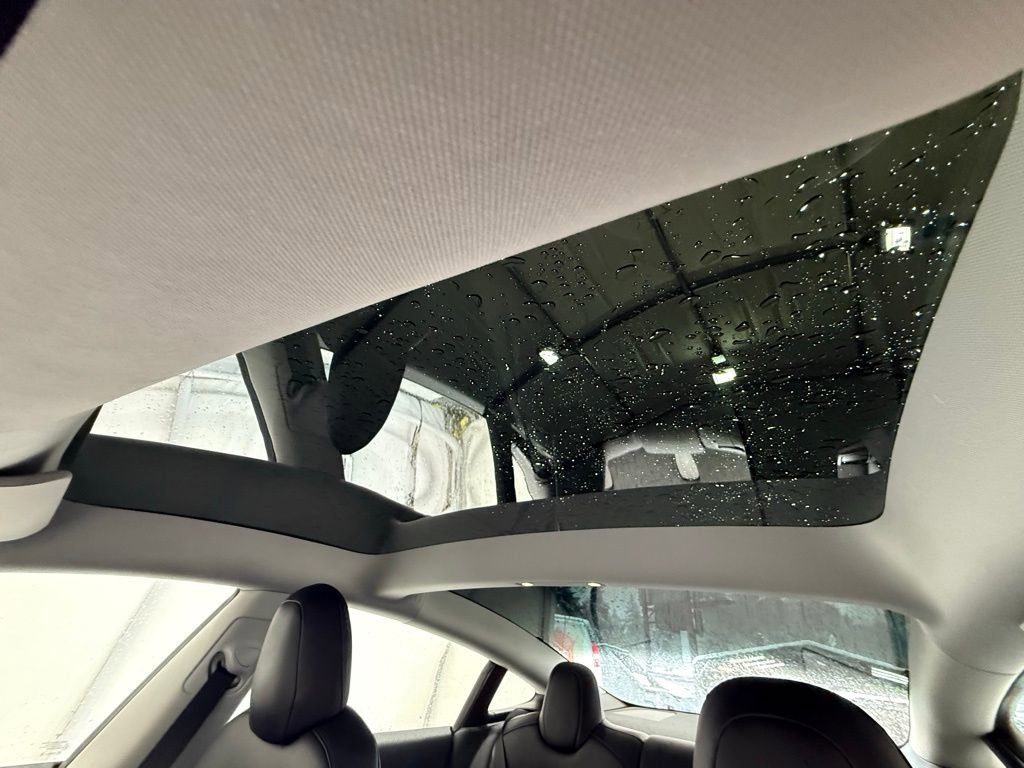 Used 2021 Tesla Model 3 Performance image 36