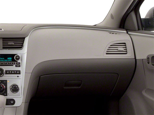 Used 2010 Chevrolet Malibu LS image 19