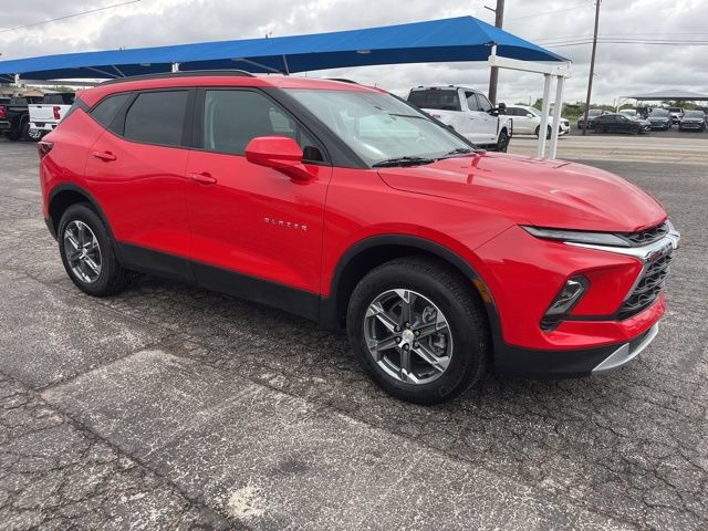 Certified 2023 Chevrolet Blazer LT w/ Convenience Package FWD image 3