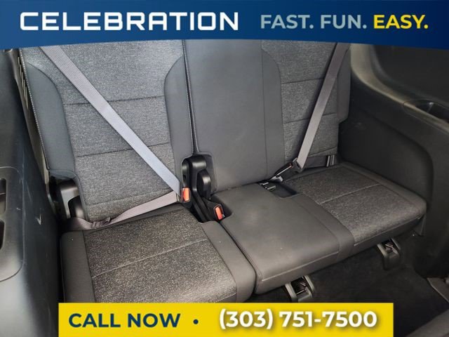 Certified 2025 Chevrolet Traverse LT w/ Sun and Wheel Package image 16