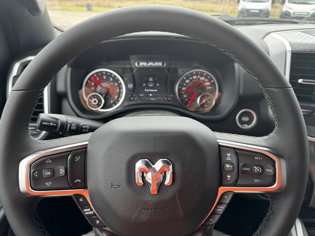 New 2026 RAM 1500 4x4 Crew Cab image 21