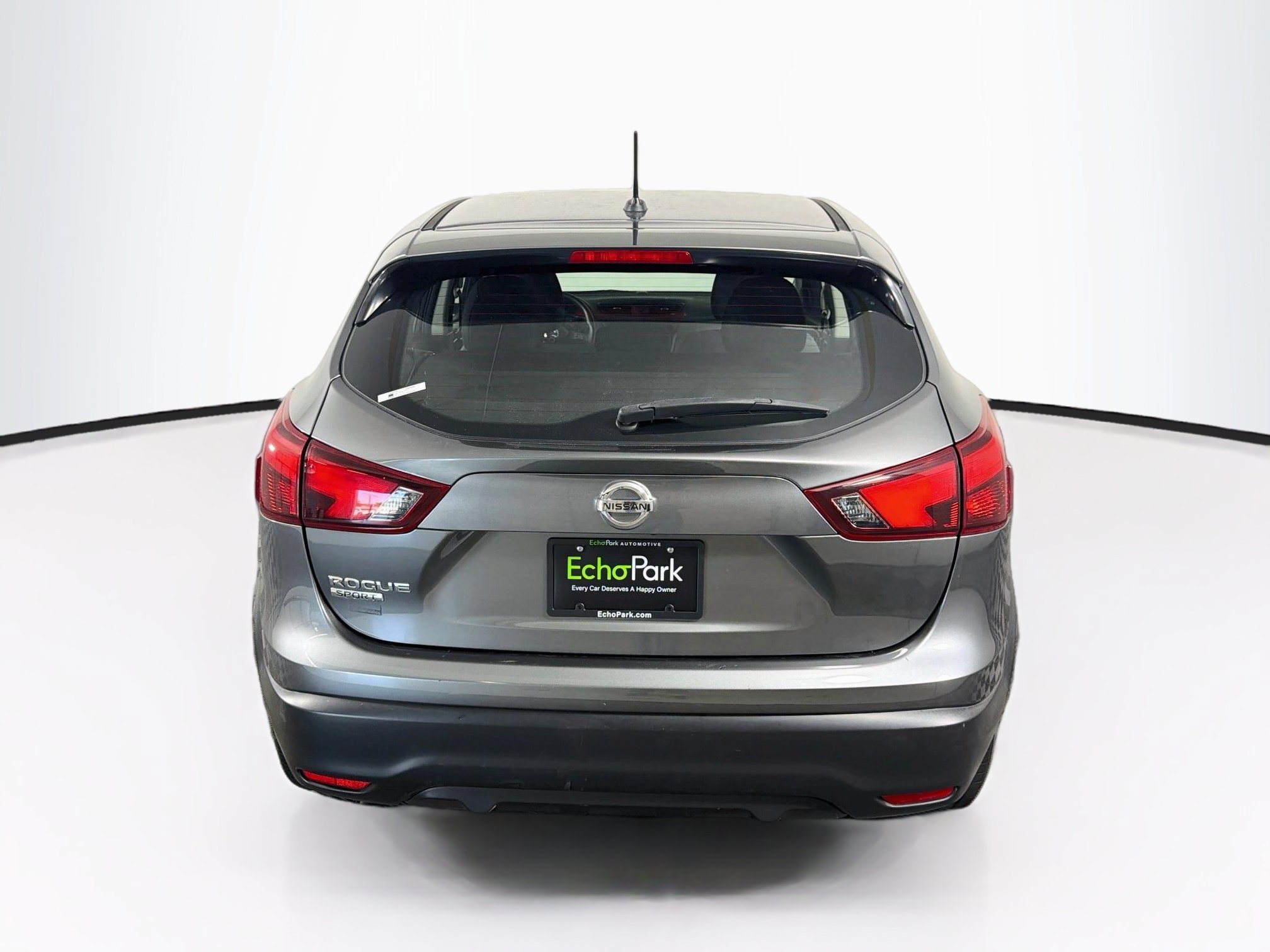 Used 2018 Nissan Rogue Sport S FWD image 7