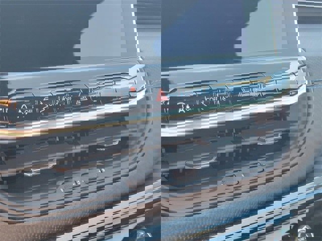 New 2026 Jeep Compass Limited image 28