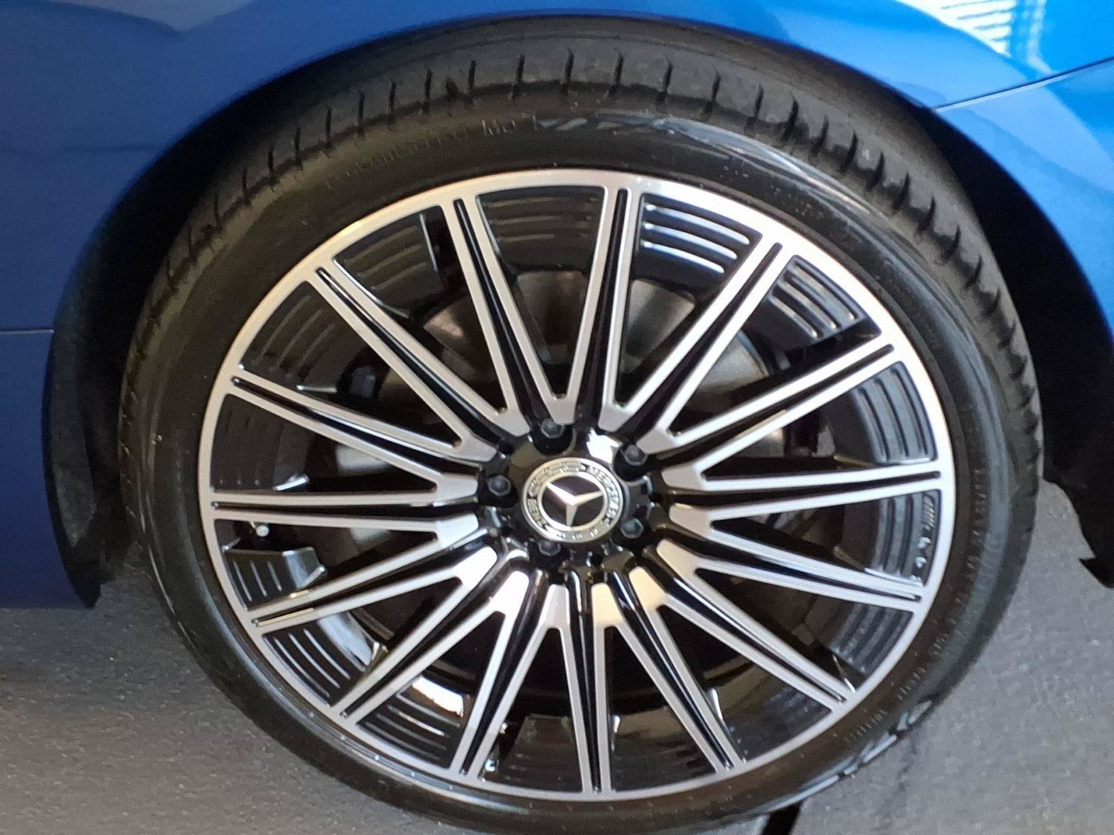 New 2026 Mercedes-Benz CLE 450 4MATIC Coupe image 12