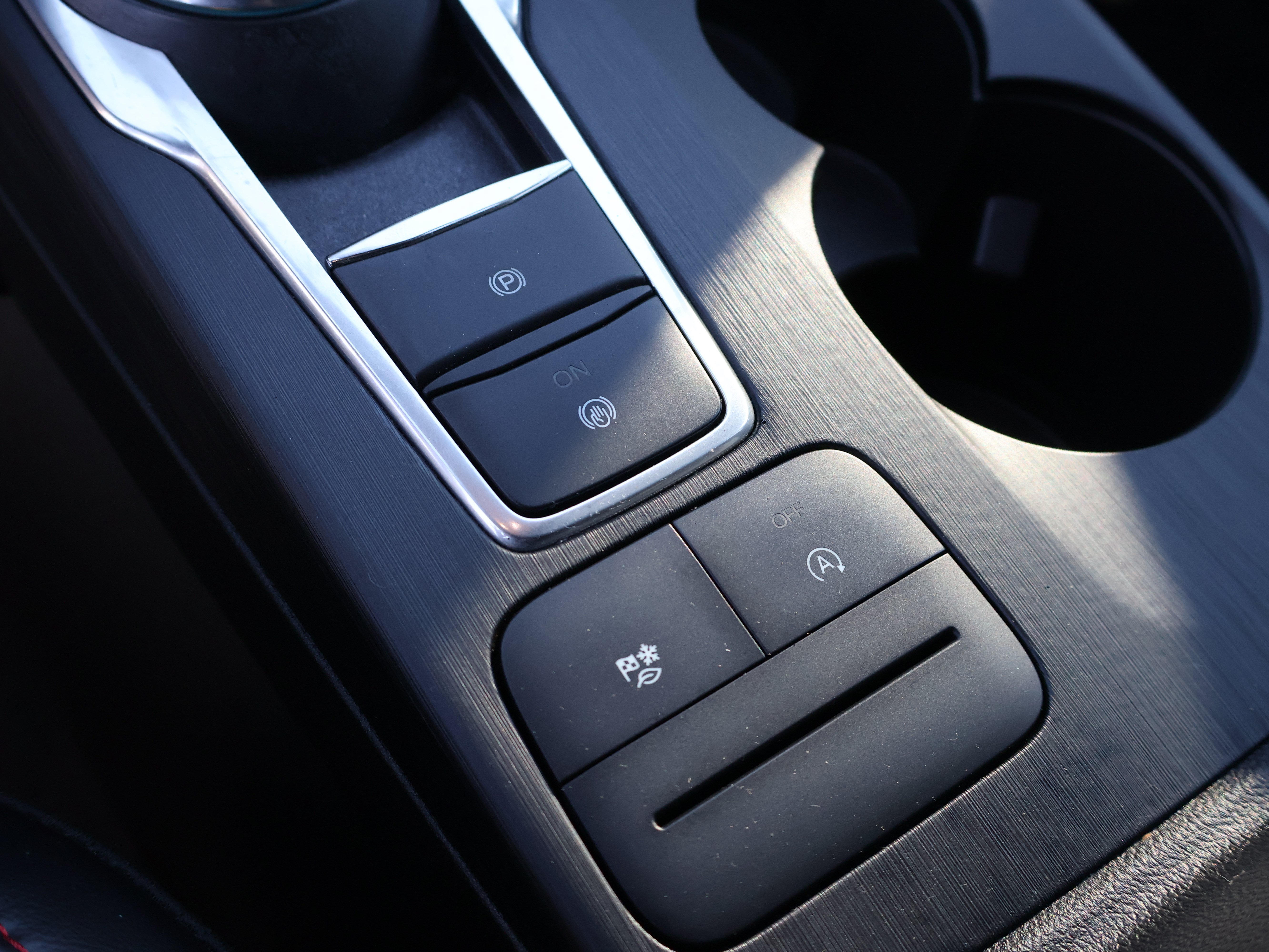Used 2025 Ford Escape ST-Line AWD/4WD image 31