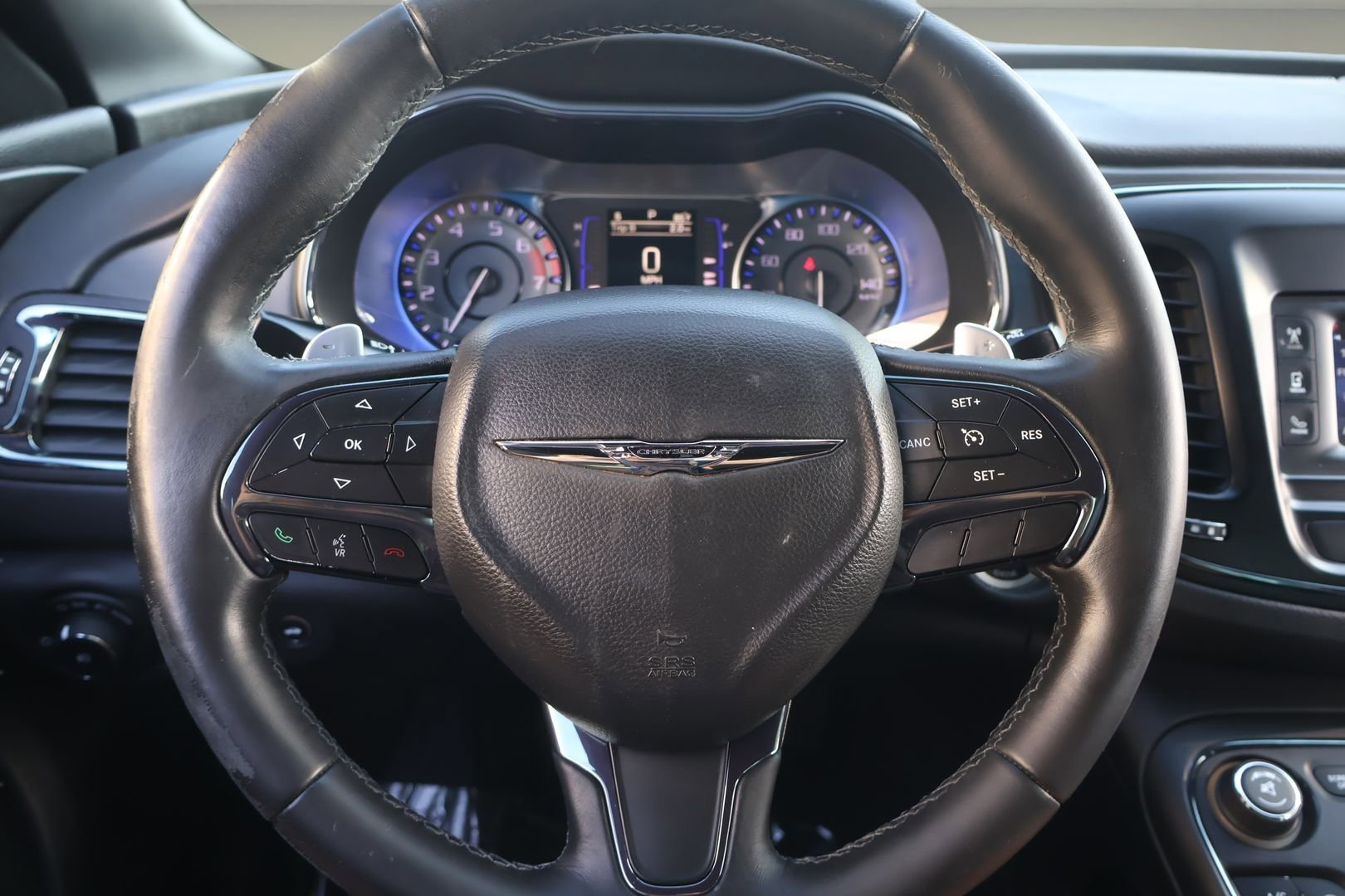 Used 2016 Chrysler 200 S FWD image 17
