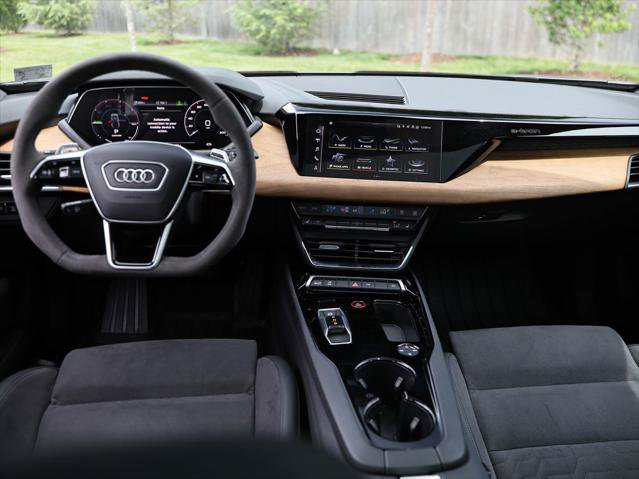 Certified 2023 Audi e-tron GT Premium Plus AWD/4WD image 26