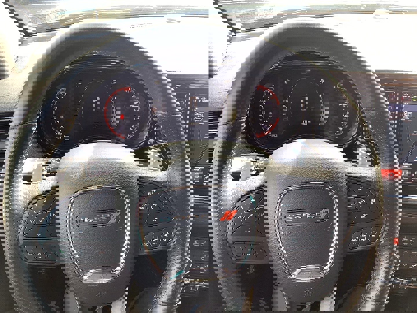 Certified 2025 Dodge Durango GT image 13