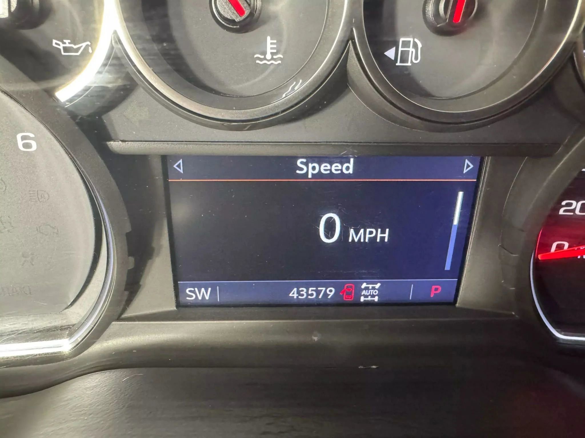 Used 2021 Chevrolet Silverado 1500 RST image 15