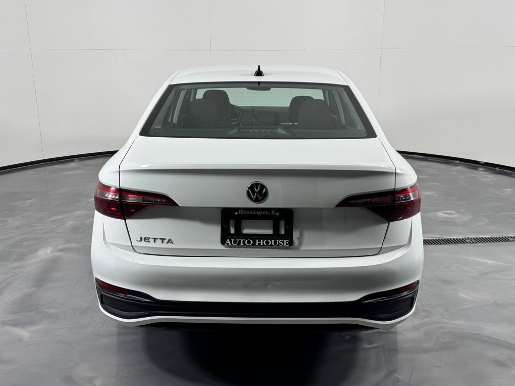 Used 2022 Volkswagen Jetta S FWD image 6