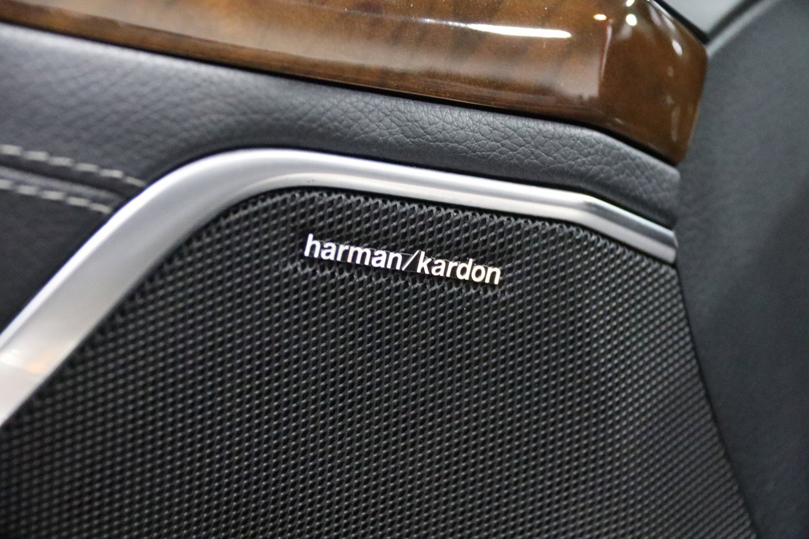 Used 2013 Mercedes-Benz SL 550 image 65