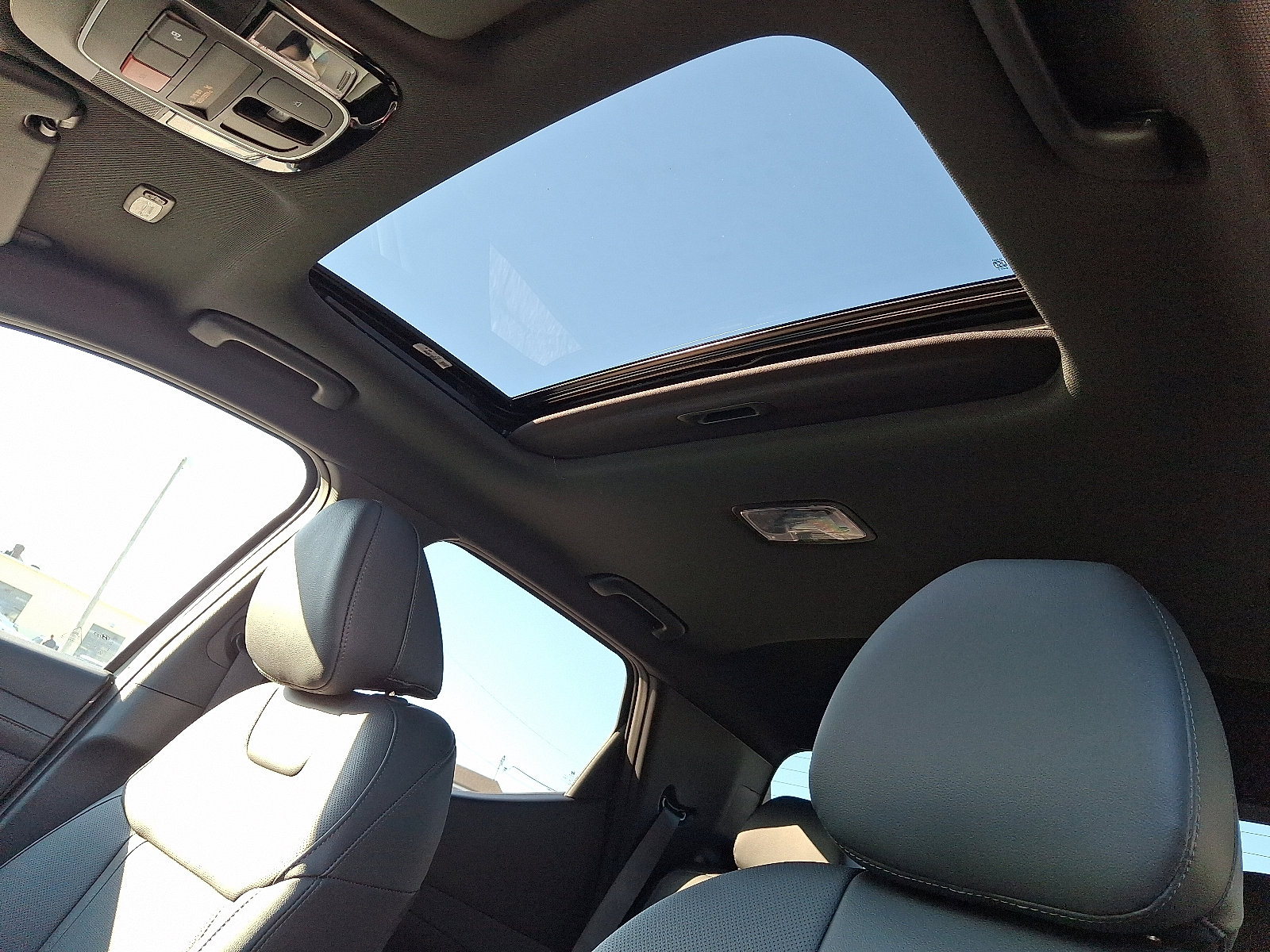 New 2025 Hyundai Santa Cruz SEL image 15