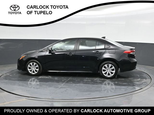 Used 2024 Toyota Corolla LE FWD image 9