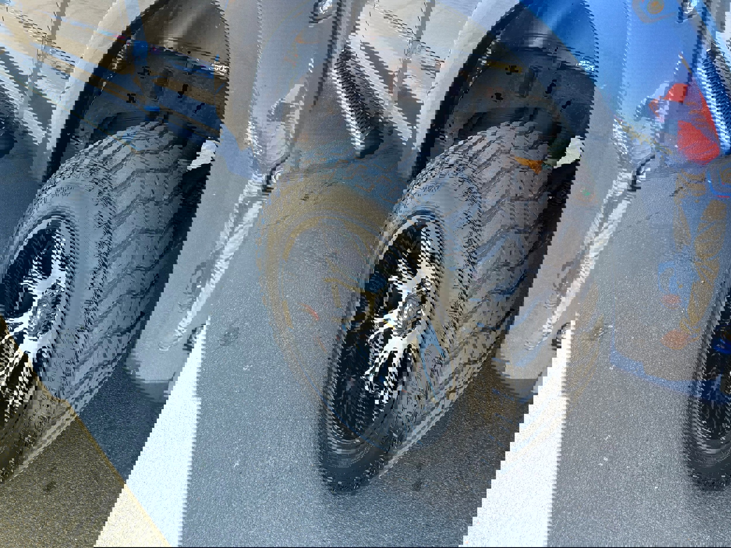 Used 2019 Ford F150 XLT w/ Equipment Group 302A Luxury image 8