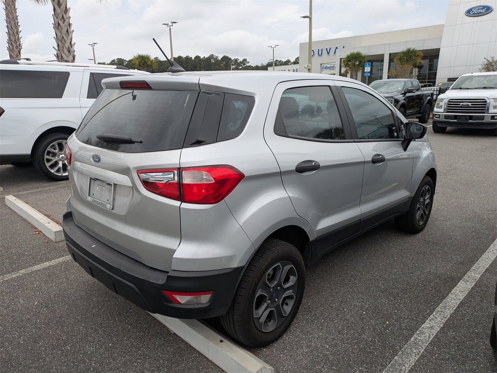 Used 2021 Ford EcoSport S image 2