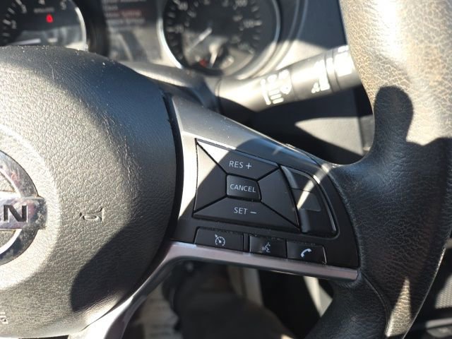 Used 2018 Nissan Rogue S image 14