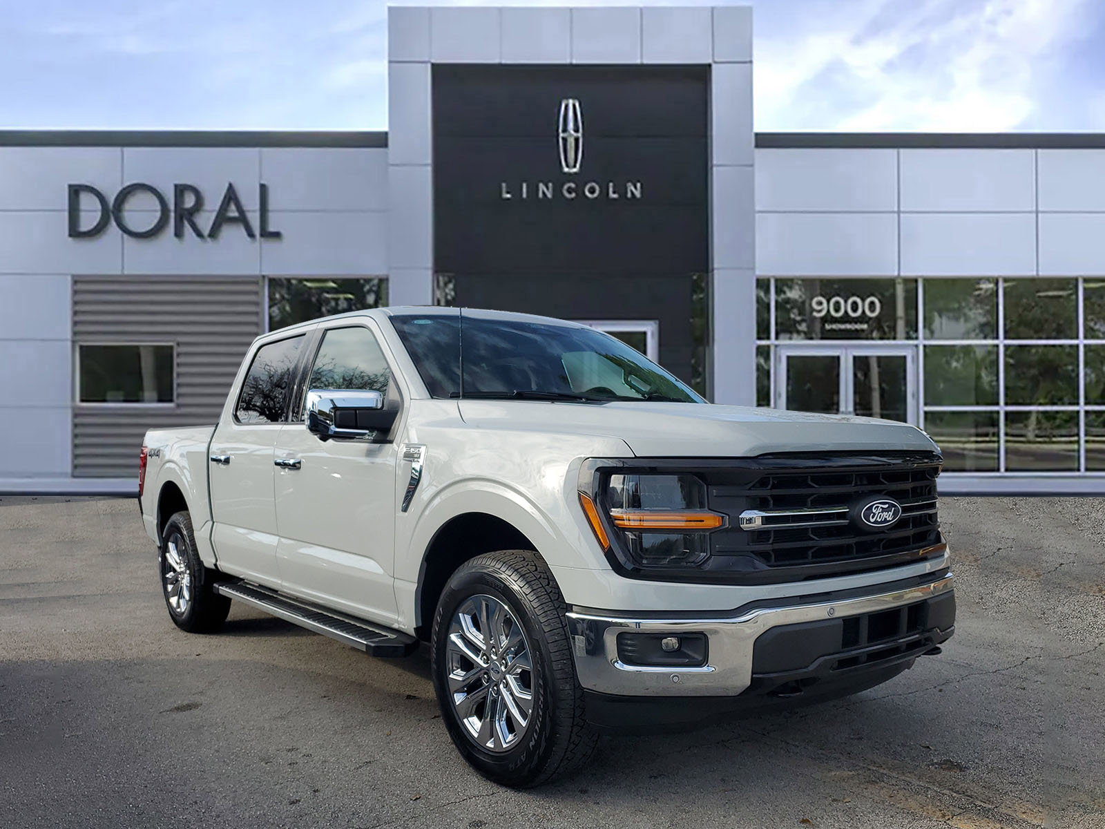 Used 2024 Ford F150 XLT w/ Equipment Group 302A MID image 1