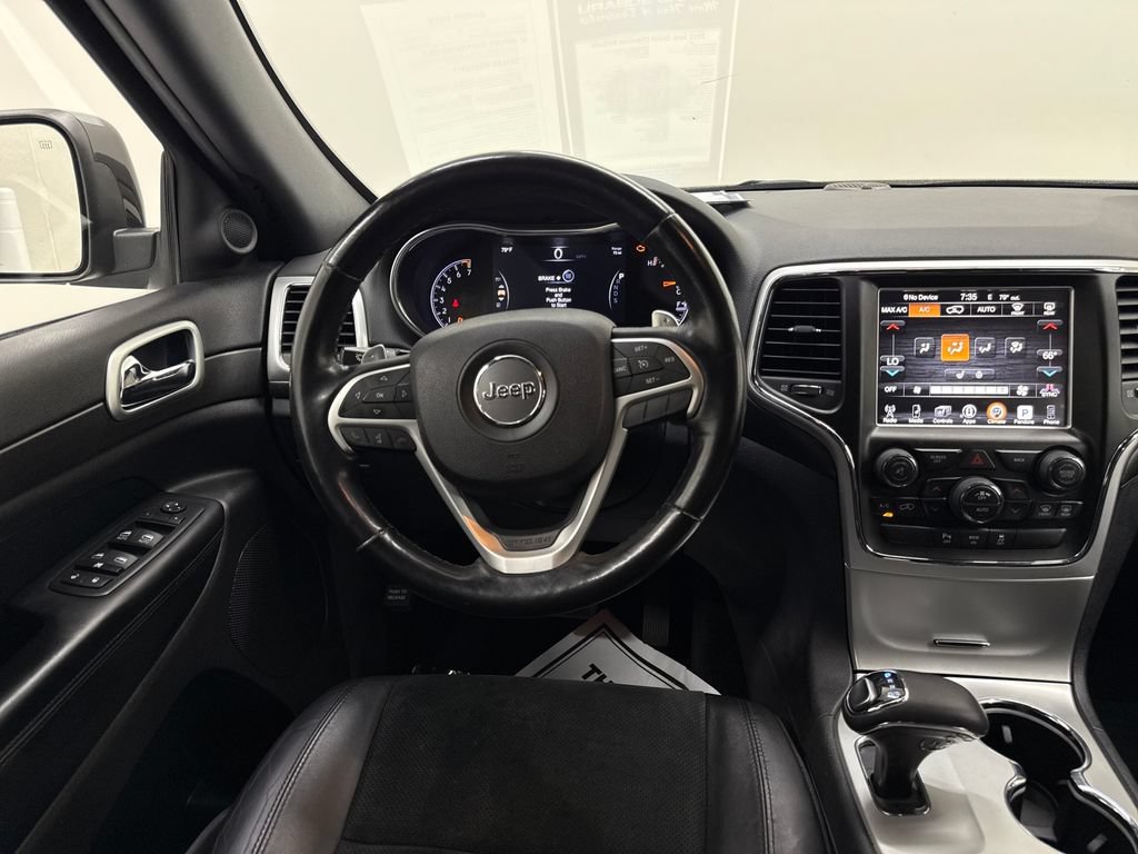 Used 2015 Jeep Grand Cherokee Altitude AWD/4WD image 17