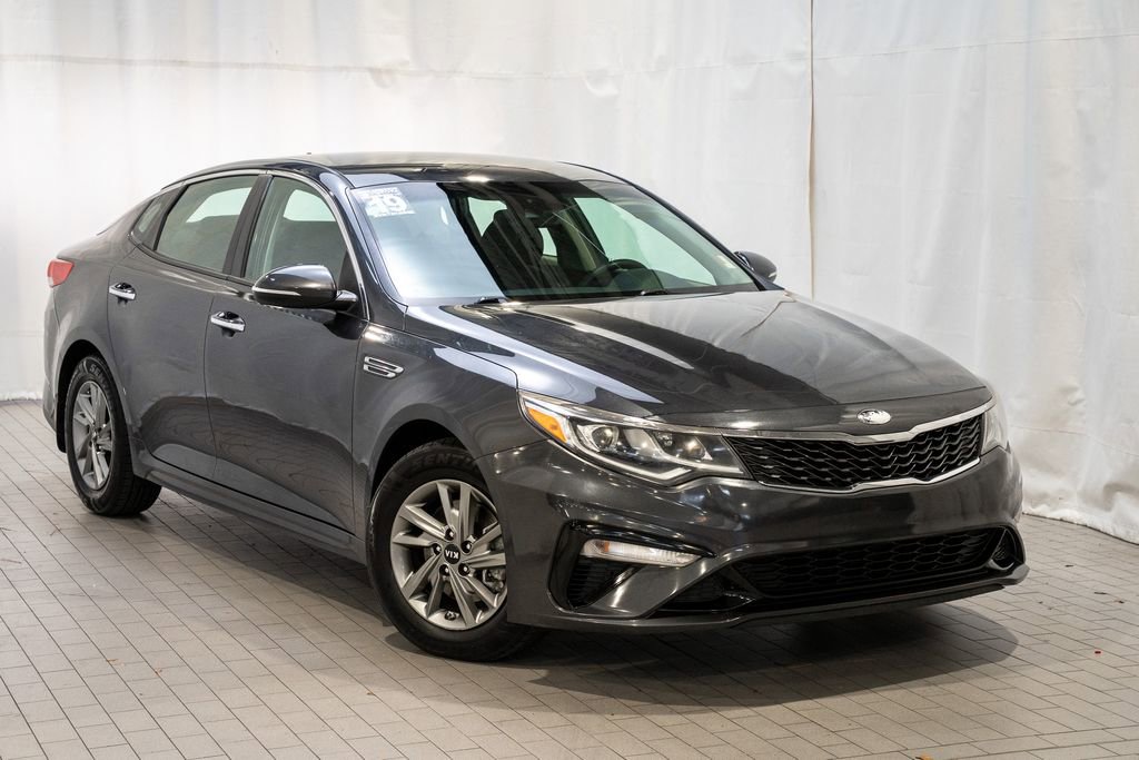 Used 2019 Kia Optima LX image 1