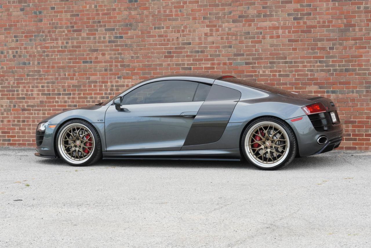 Used 2012 Audi R8 V10 AWD/4WD image 4