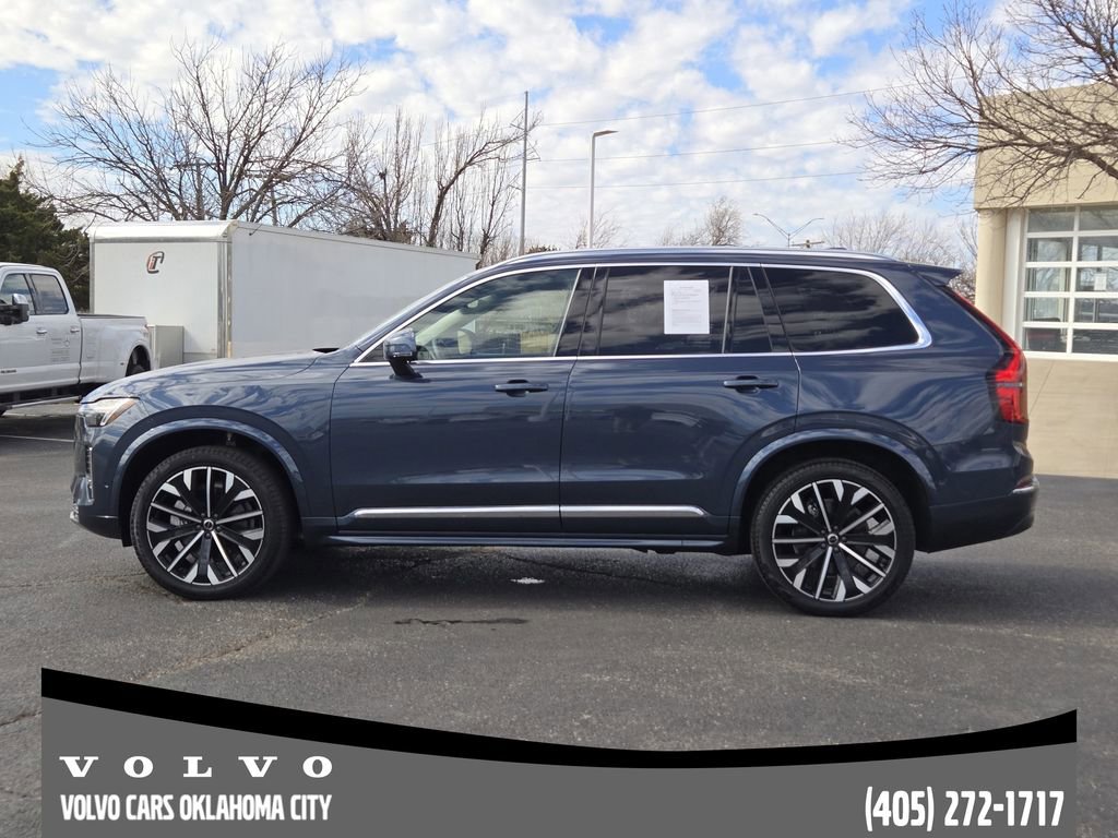 Certified 2025 Volvo XC90 B6 Plus image 3