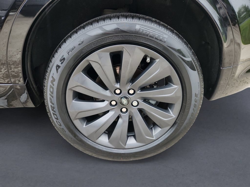 Used 2020 Land Rover Discovery Sport S R-Dynamic AWD/4WD image 8