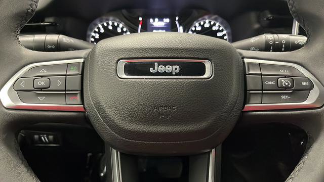 Used 2022 Jeep Compass Altitude w/ Sun and Sound Group AWD/4WD image 16