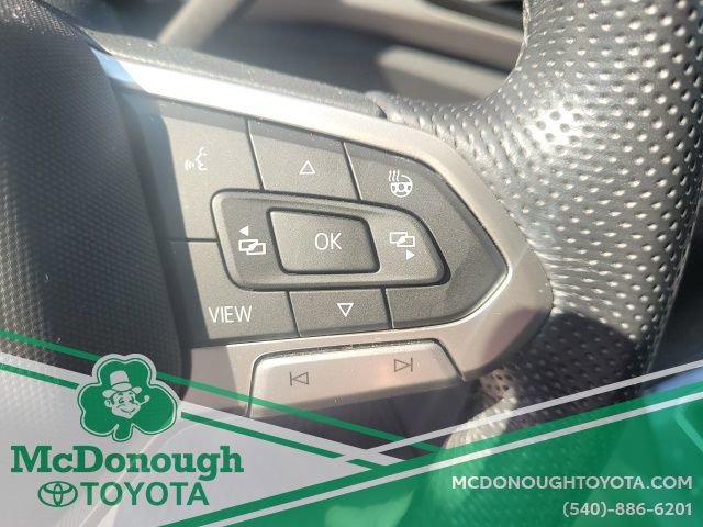 Used 2022 Volkswagen Atlas SEL Premium image 19