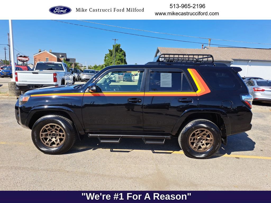 Used 2023 Toyota 4Runner 40th Anniversary SE image 2