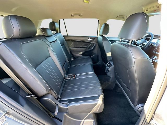 Used 2024 Volkswagen Tiguan SE image 27