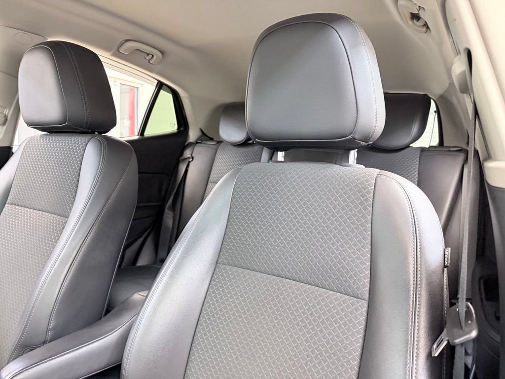 Used 2019 Buick Encore Preferred FWD image 15
