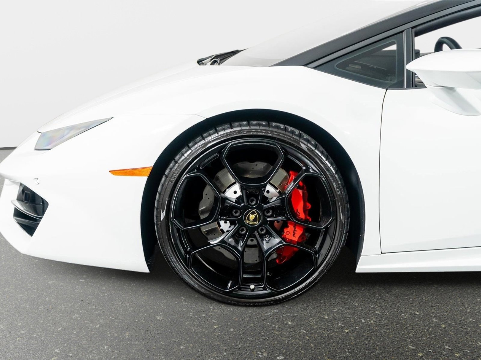 Used 2018 Lamborghini Huracan LP 580-2 image 20
