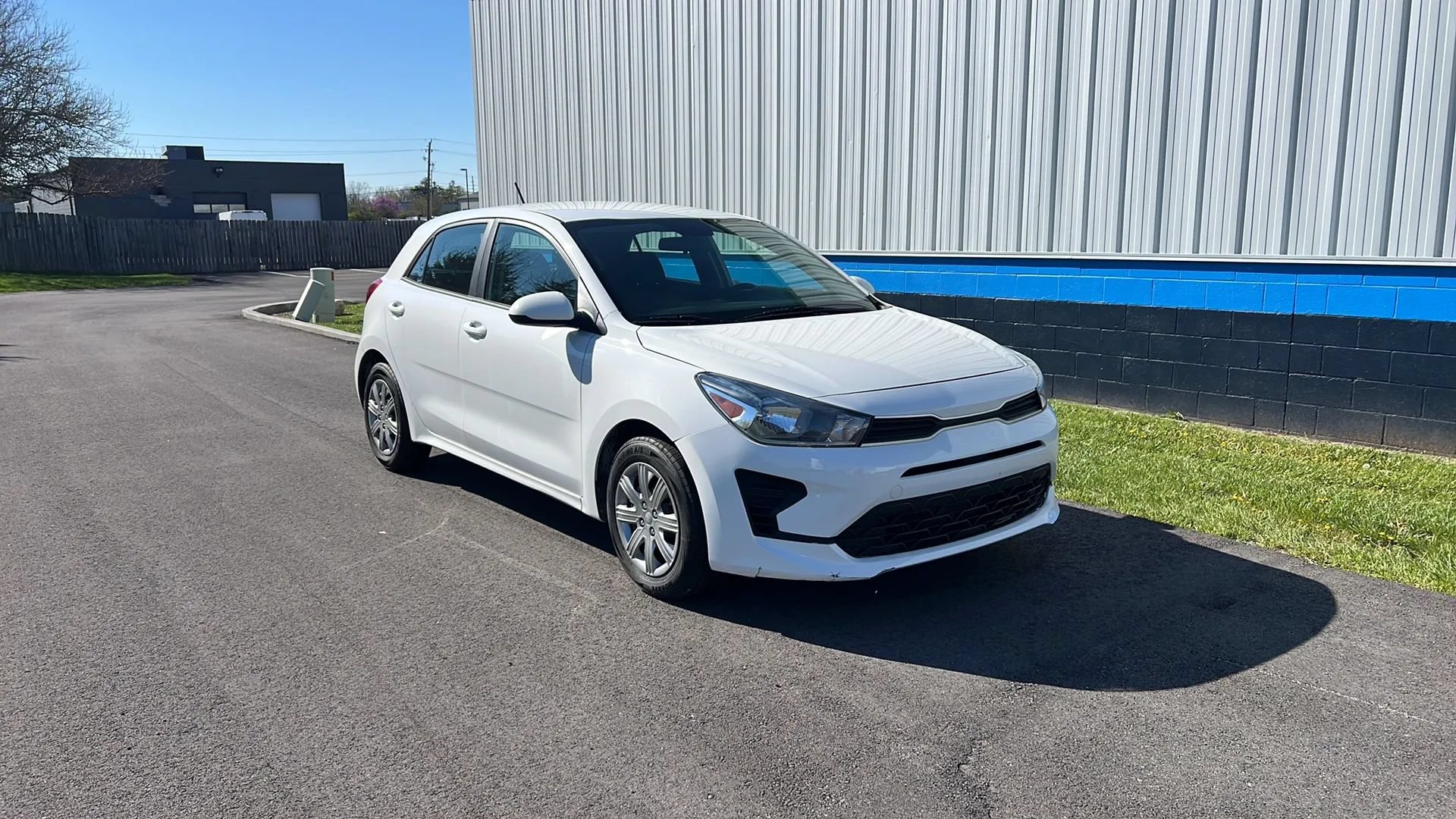 Used 2023 Kia Rio S FWD image 3