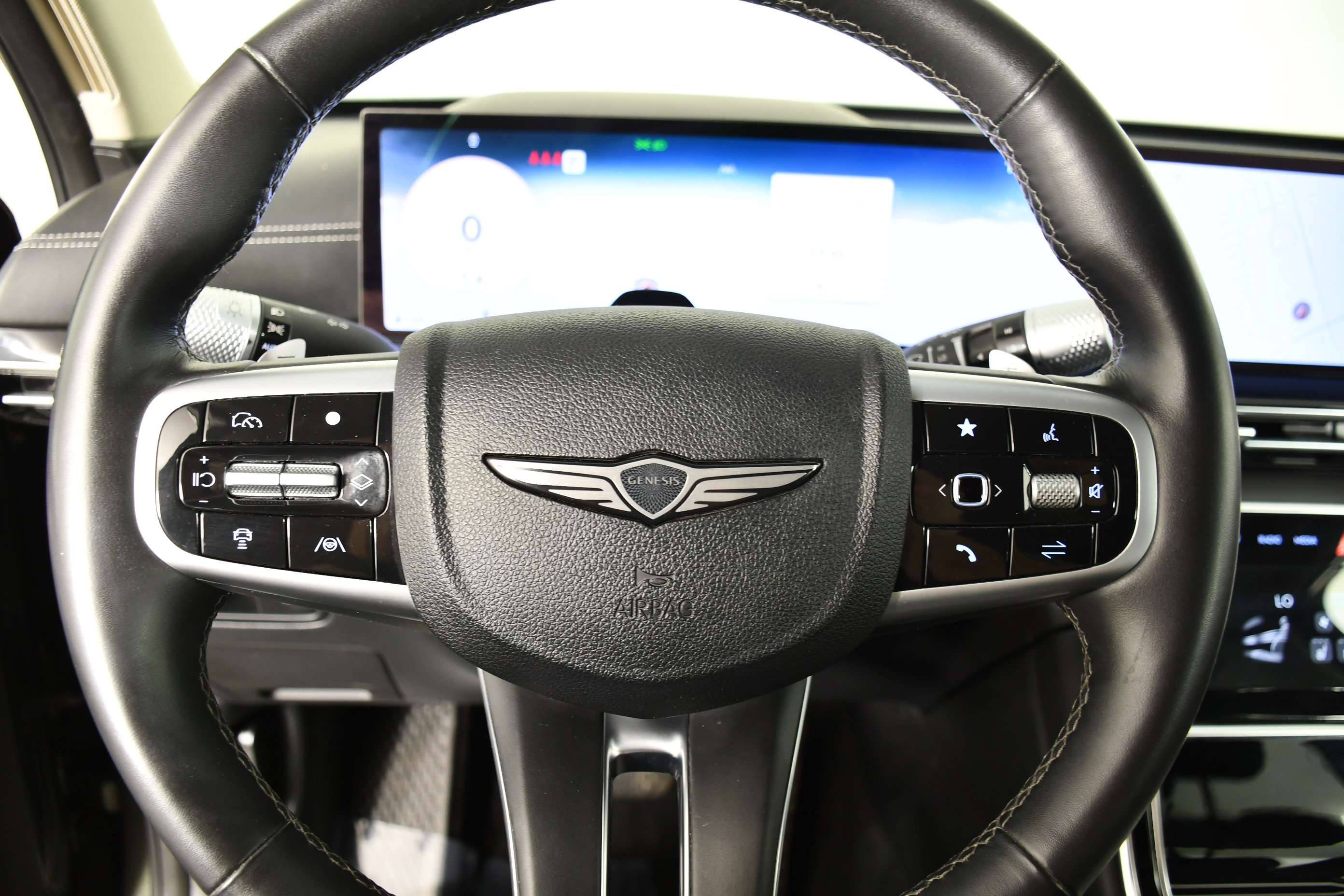 Used 2025 Genesis GV80 2.5T Standard image 19