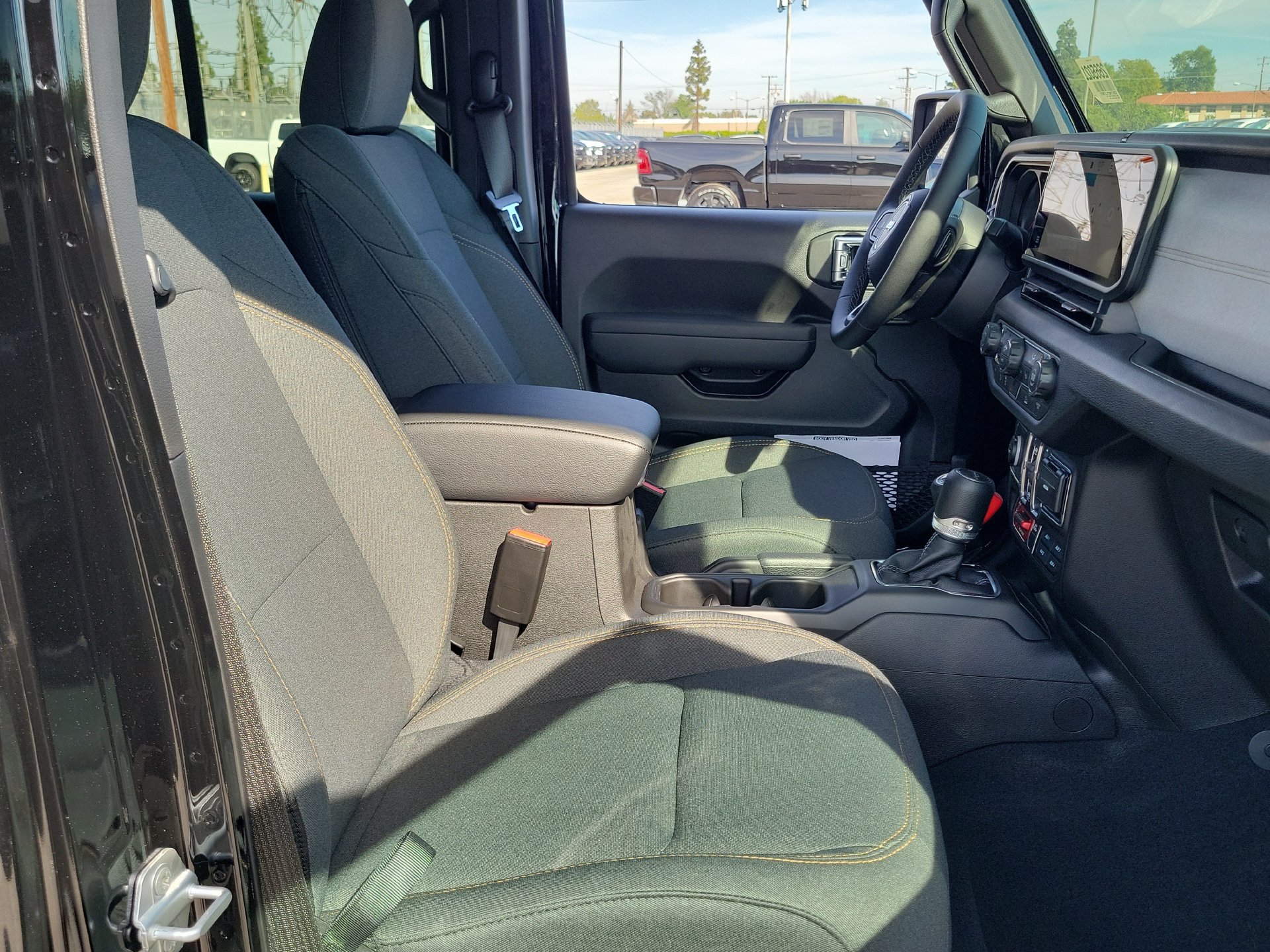 New 2026 Jeep Gladiator Sport AWD/4WD image 15