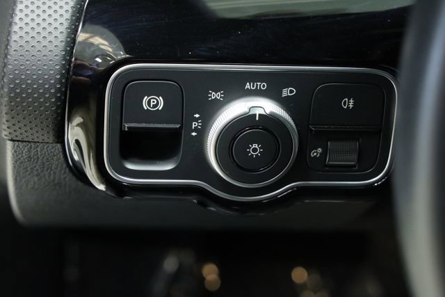 Used 2025 Mercedes-Benz CLA 250 image 29