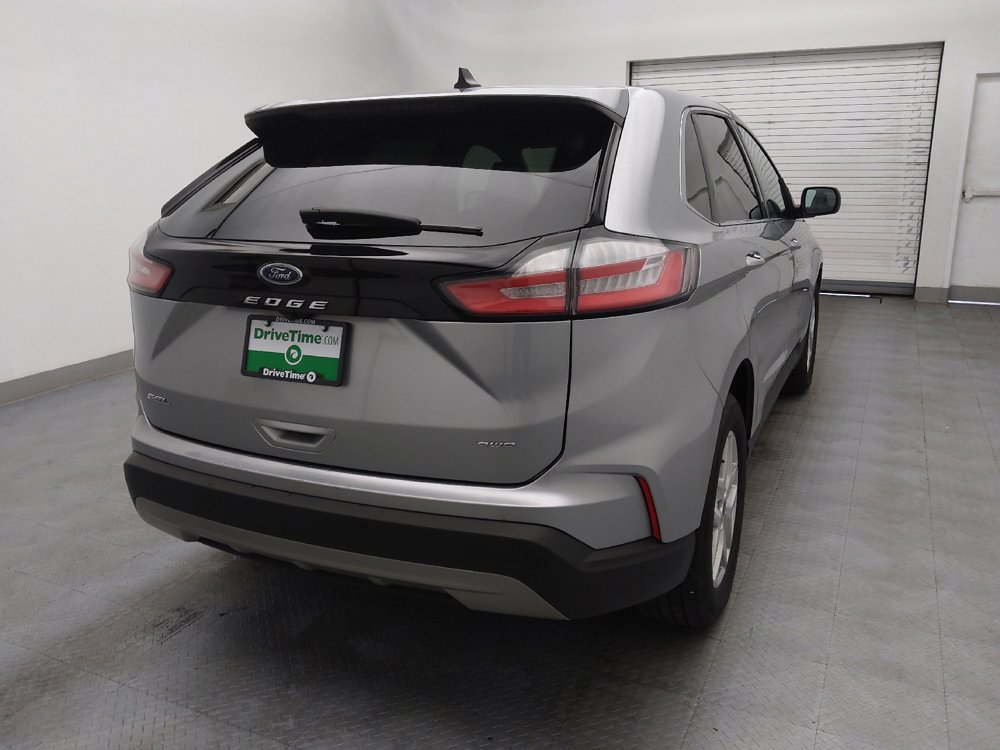 Used 2024 Ford Edge SEL image 7