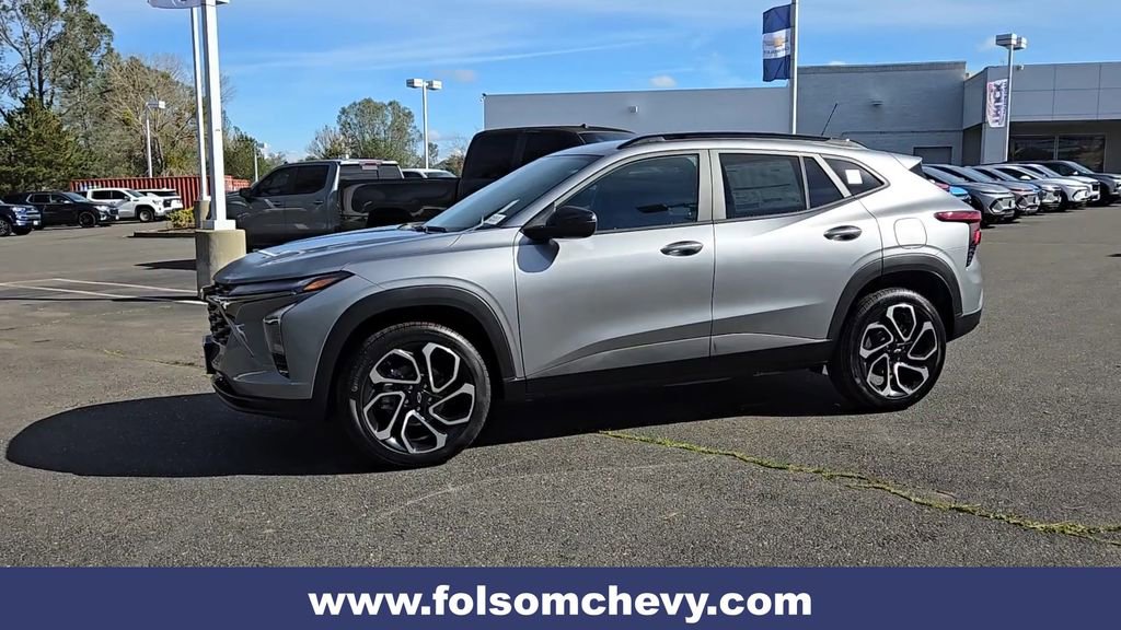 New 2026 Chevrolet Trax RS w/ Driver Confidence Package image 7