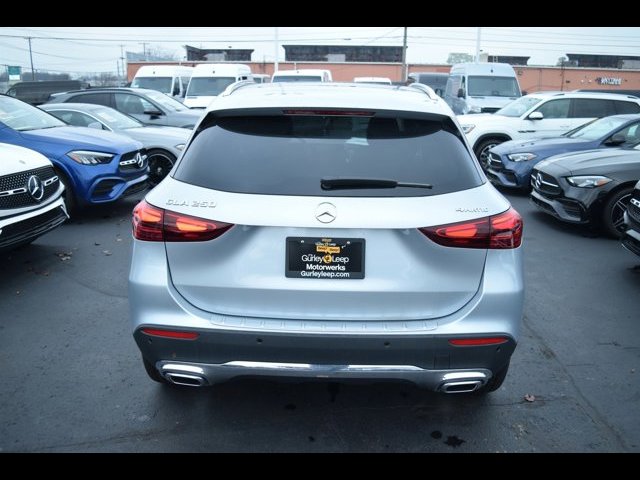 New 2025 Mercedes-Benz GLA 250 4MATIC image 5