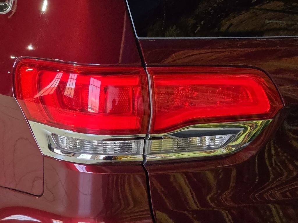 Used 2019 Jeep Grand Cherokee Limited RWD image 11
