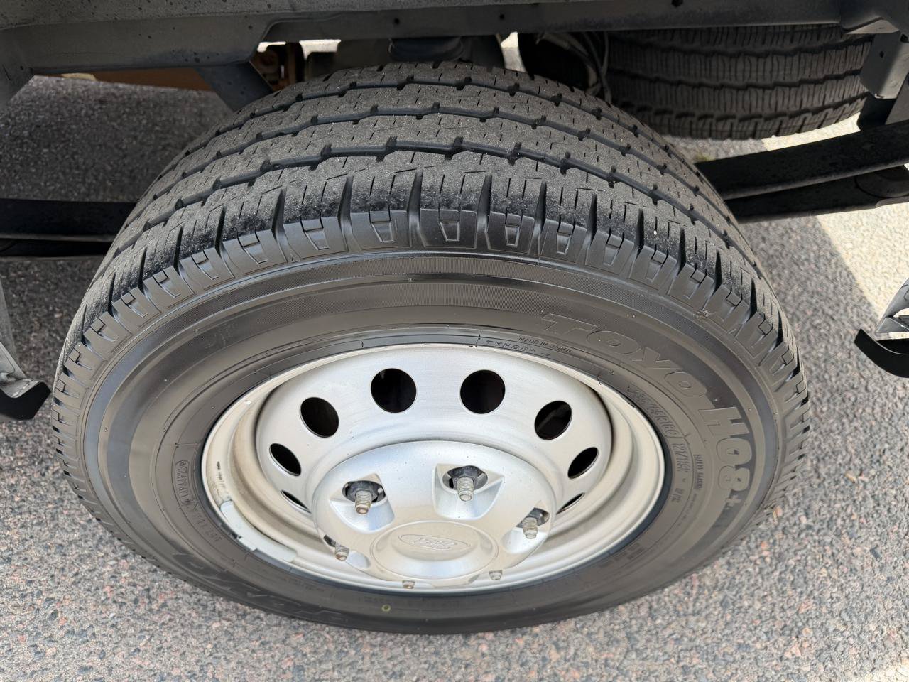 Used 2023 Ford Transit 250 Medium Roof AWD w/ Load Area Protection Package image 36